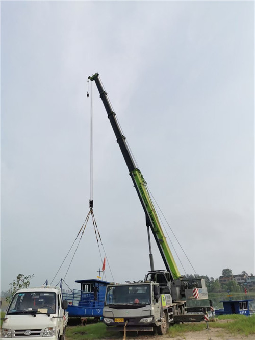 乌兰浩特市桥梁建设吊装案例